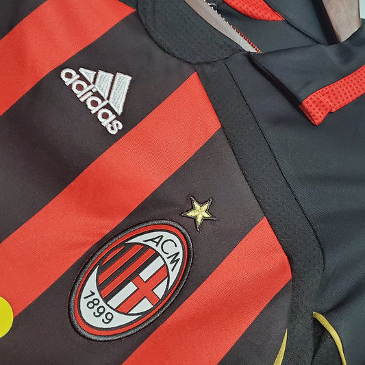 Camisa RetrƓ Milan 2006/2007 - KakƔ #22 Manga Longa | Futmantos