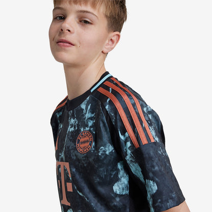 Kit Infantil Bayern de Munique II 24/25 Torcedor | FutMantos