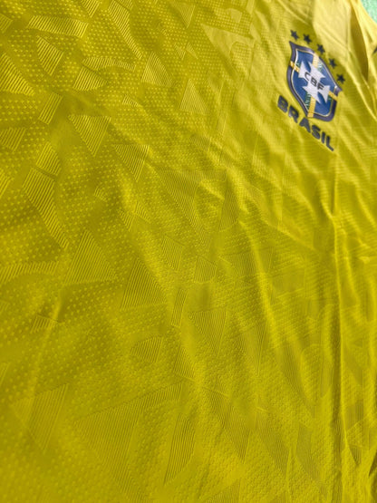 Camisa Brasil 2026 - Versão Jogador Amarela | FutMantos