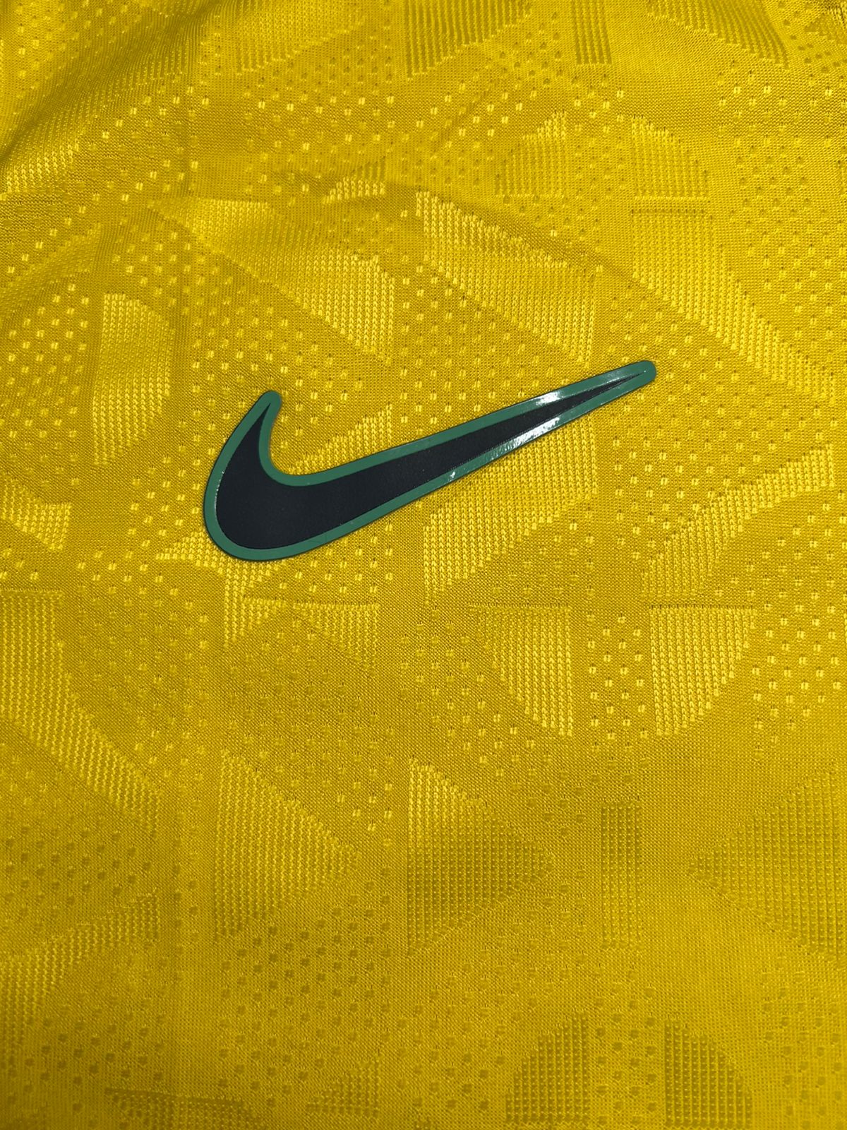 Camisa Brasil 2026 - Versão Jogador Amarela | FutMantos