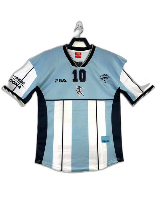 Camisa Argentina 2001 Maradona Edição Comemorativa - Versão Retrô | FutMantos