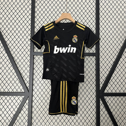 Kit Infantil Real Madrid I 2011/12 - Retrô | Futmantos