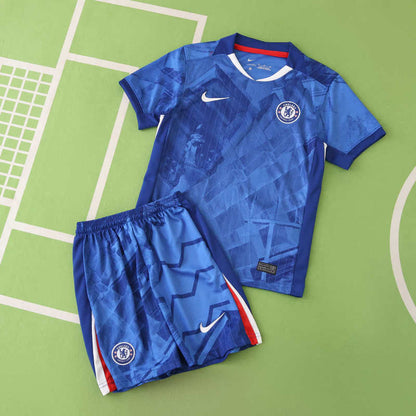 Kit Infantil Chelsea I 2025/26 | Futmantos